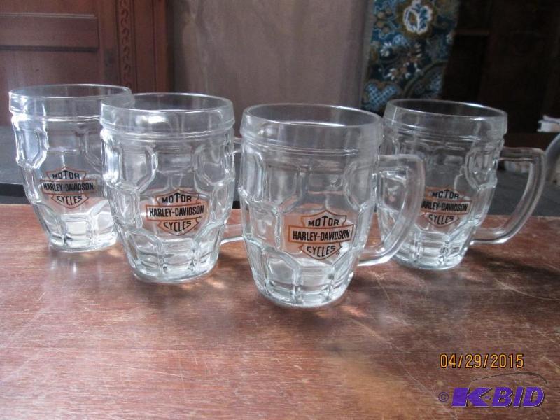 lot 191 image: Set of 4 Harley Davidson clear glass mugs. Pe...