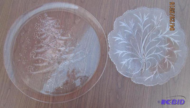 lot 216 image: Pair of glass serving trays with holiday them...