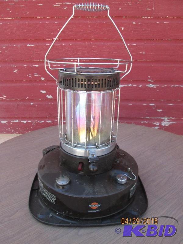lot 228 image: Kerosun portable kerosene heater. Original bo...