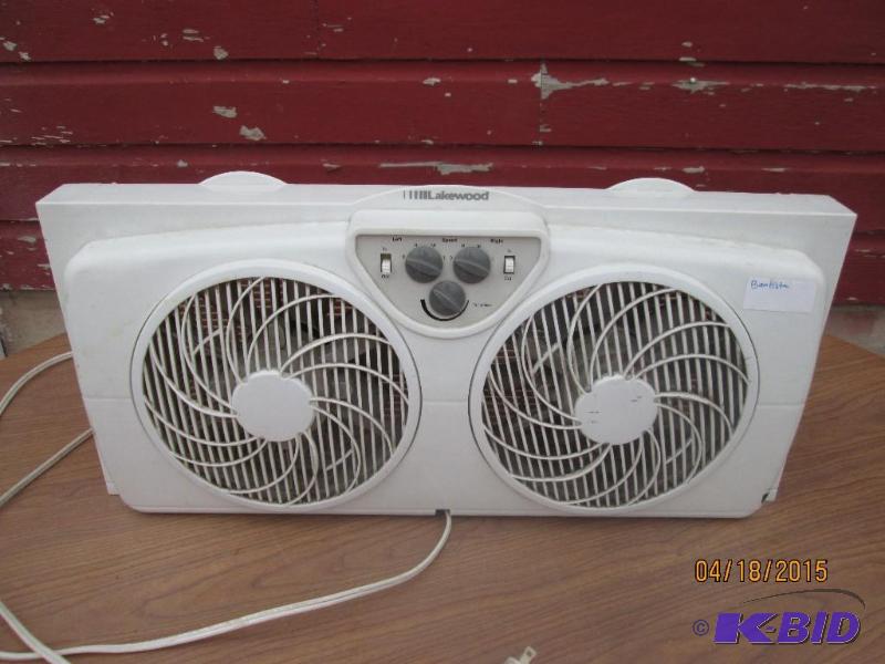 lot 54 image: Lakewood double fan...