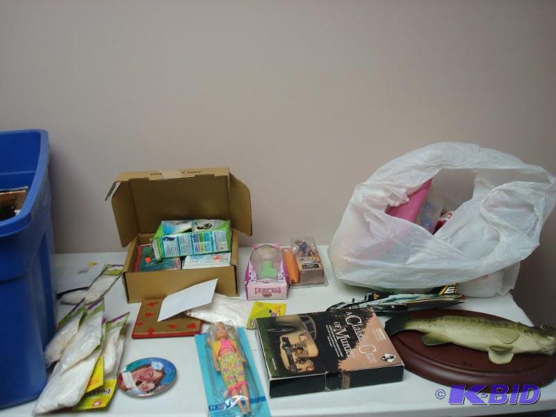 lot 143 image: Lot Of Items, Dolls, Bass Untested...