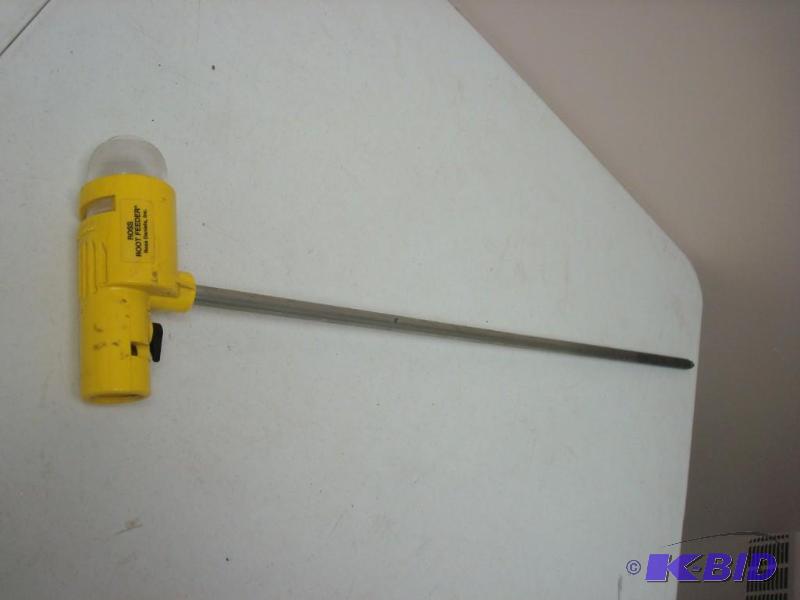 lot 21 image: Ross Root Feeder...