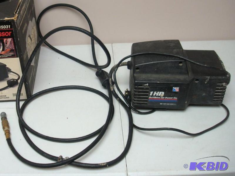 lot 22 image: De Vilbiss&nbspAir Pump, Used, Seems To Work...