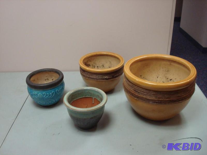 lot 44 image: Lot Of Ceramic Flower Pots...