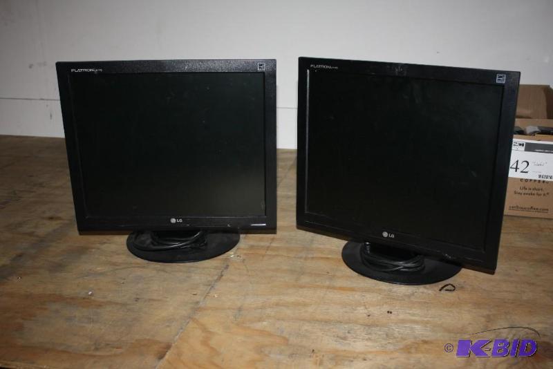 lot 23 image: Lot of (2) LG Computer Monitors 17 Black wCord.