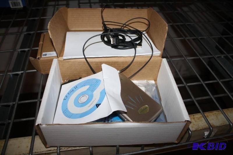 lot 38 image: Lot of (2) Including Headset wCord EZ Upgrade Dell Notebook battery - Lithium ion 9-cell - 97 Wh.