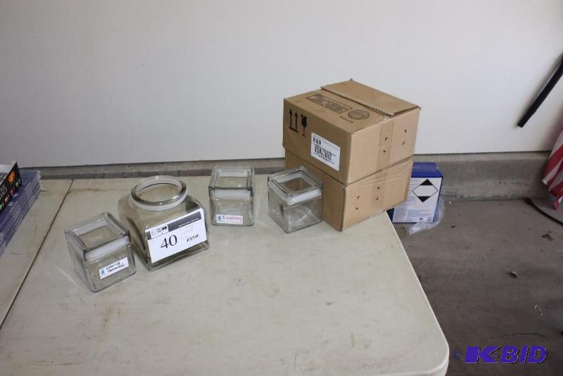 lot 40 image: Lot of (10) Glass Jars wSeal-Tite Lids 4 x 4 x 4, app. 10 ct 6 x 6 x 6, app. 1 ct.