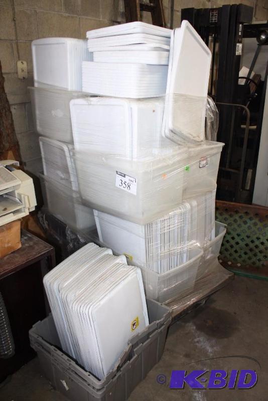 Lot of (200) Rubbermaid Lids Plastic White 23 x 16.