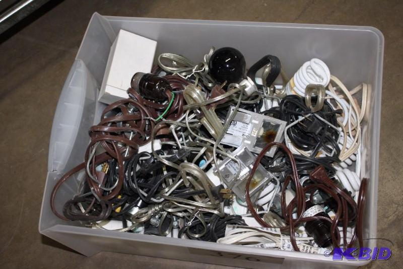 Box Lot of Miscellaneous Light Fixture wCords.
