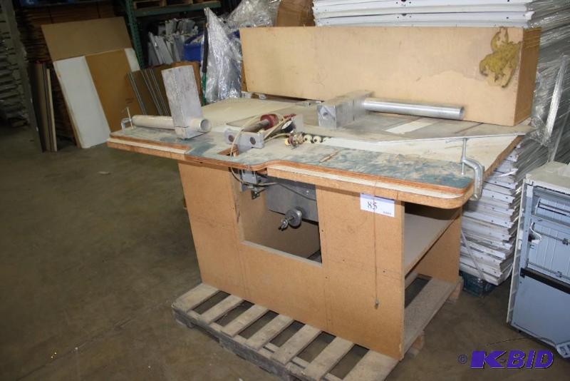Finger Joiner wTable & Stand Back Board 72 x 39 x 41.