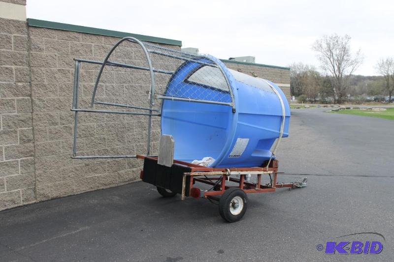 lot 13 image: Easy Dunker Dunk Tank
