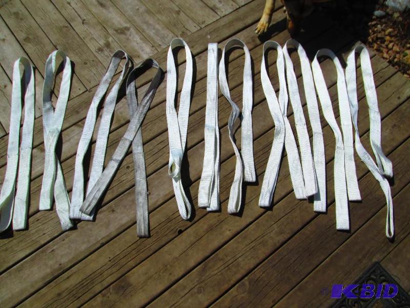 lot 241 image: Lot of 11 towing straps...