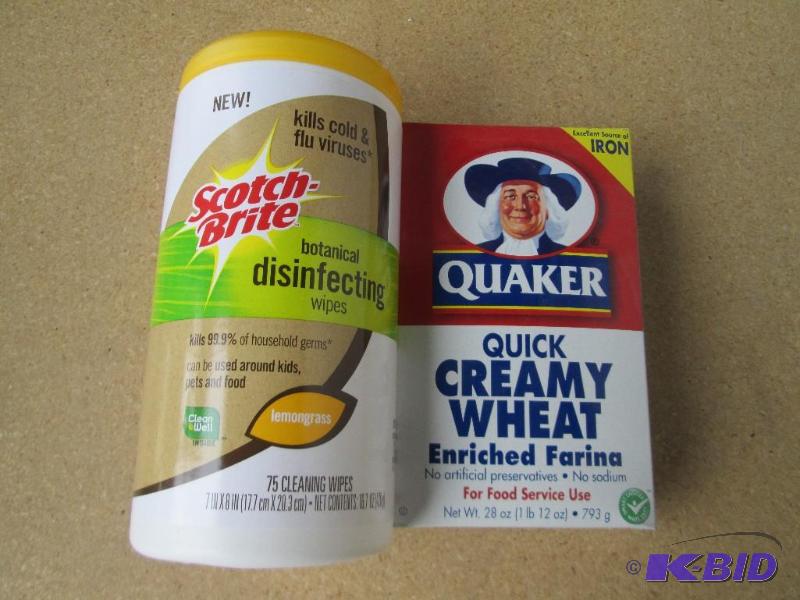 lot 39 image: One package Scotchbrite disinfecting wipe lem...