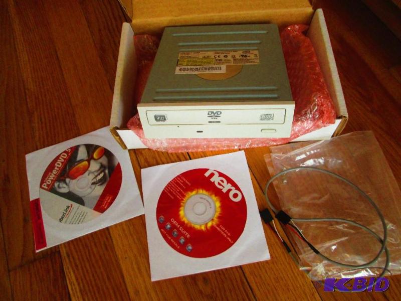 lot 59 image: Lite-on it corp DVD CD rewritable drive model...