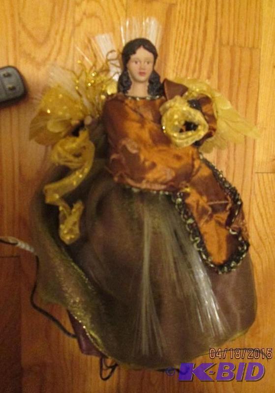lot 72 image: Light up doll figure...
