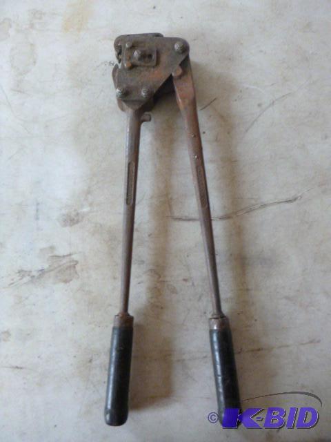 lot 109 image: Acme Steel A2413 Banding Crimper 1"...