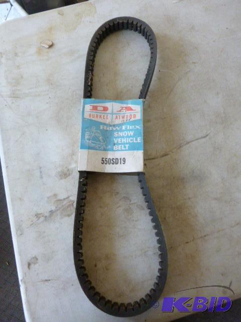 lot 118 image: Durkee Atwood Raw Flex Snow Vehicle Belt #550...
