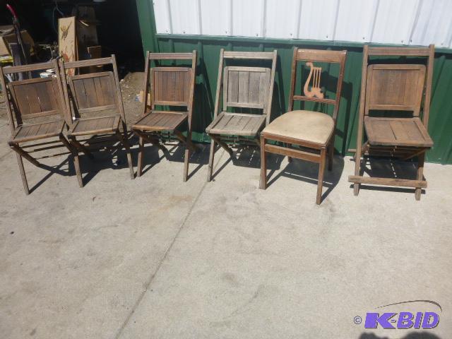 lot 180 image: 5 Vintage Wood Folding Chairs and Regular Tab...