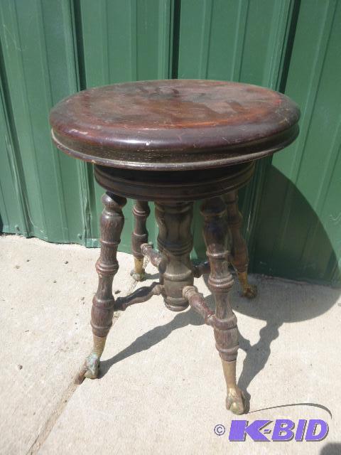 lot 187 image: Vintage Adjustable Stool with Claw Feet...