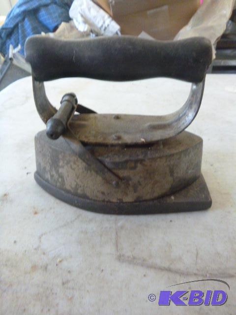 lot 24 image: Vintage Iron...