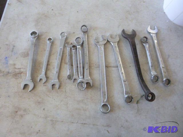 lot 37 image: Miscellaneous Wrenches...