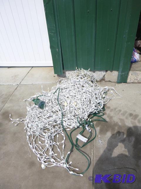 lot 59 image: Miscellaneous Christmas Lights...