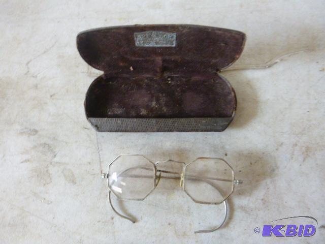 lot 85 image: Vintage Eye Glasses with Case From Arn Son Ey...