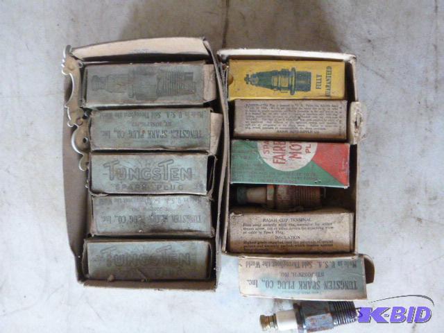 lot 98 image: Vintage Spark Plugs...