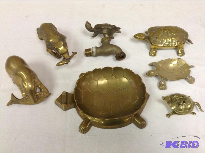 lot 108 image: Brass Bears & Turtles