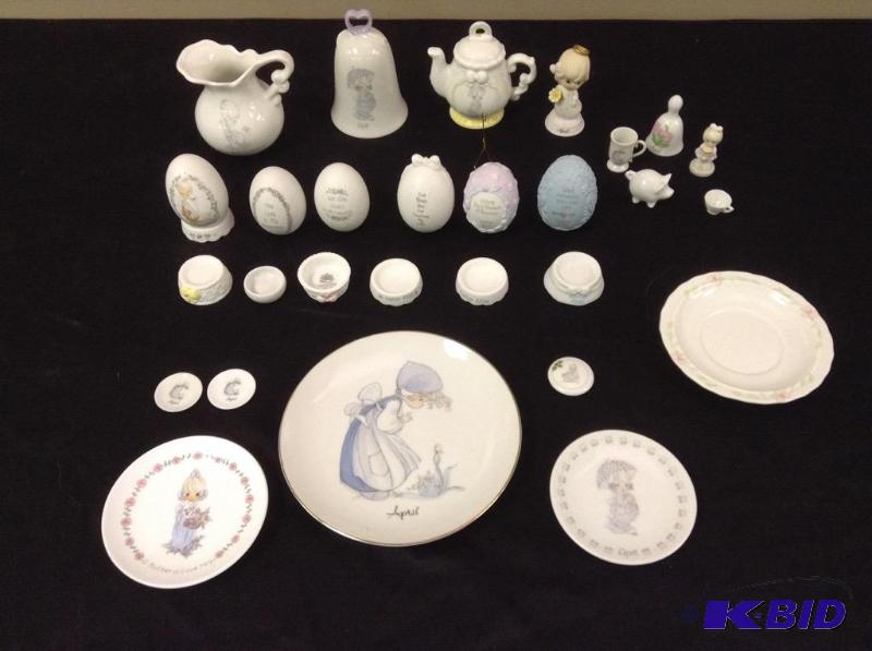 lot 121 image: Precious Moments Plates, Eggs and More