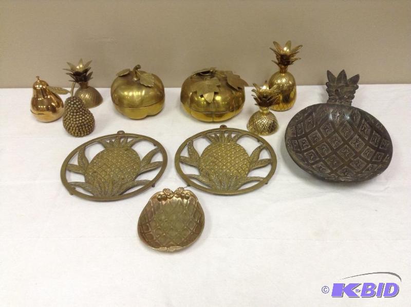 lot 124 image: Collection of Brass Fruit & Vegetables
