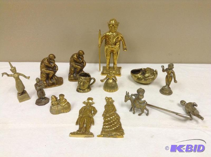 lot 16 image: Grouping of Brass People