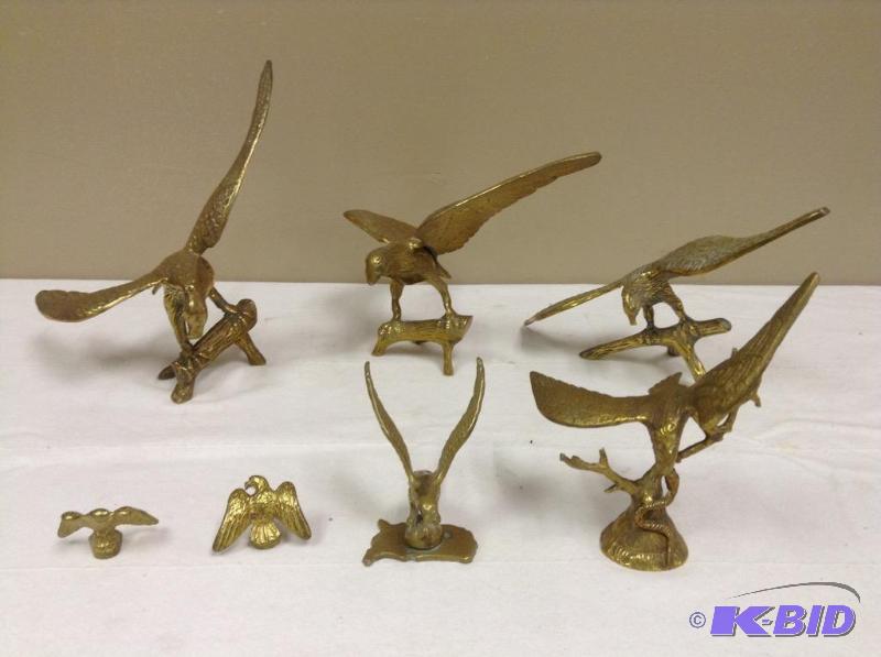 lot 28 image: Grouping of Flying Brass Birds