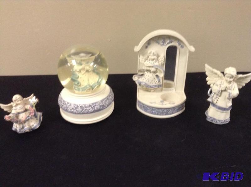 lot 54 image: 4 Sarahs Angels Figurine