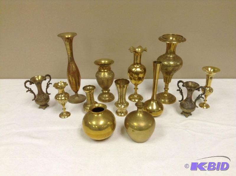 lot 6 image: Collection of Brass Vases
