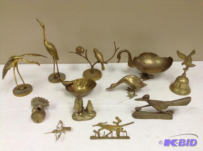 lot 63 image: Grouping of Brass Birds
