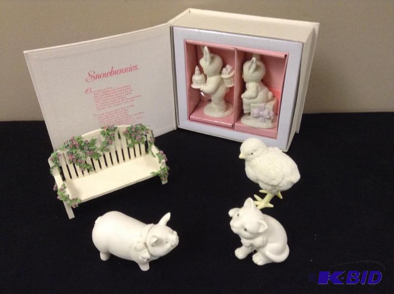 lot 73 image: Snowbabies Bunnies & Animals
