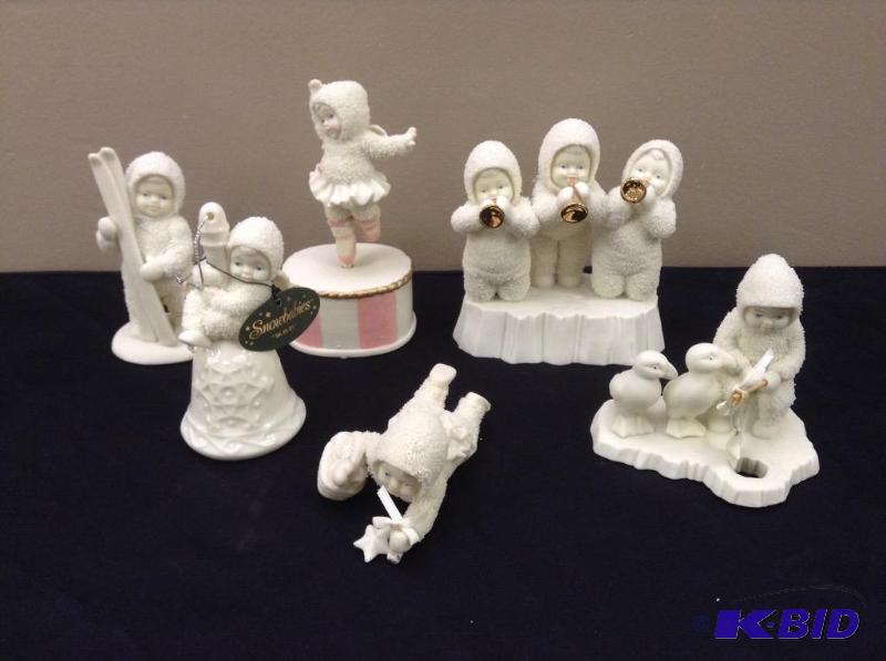 lot 86 image: Lot of Snowbabies