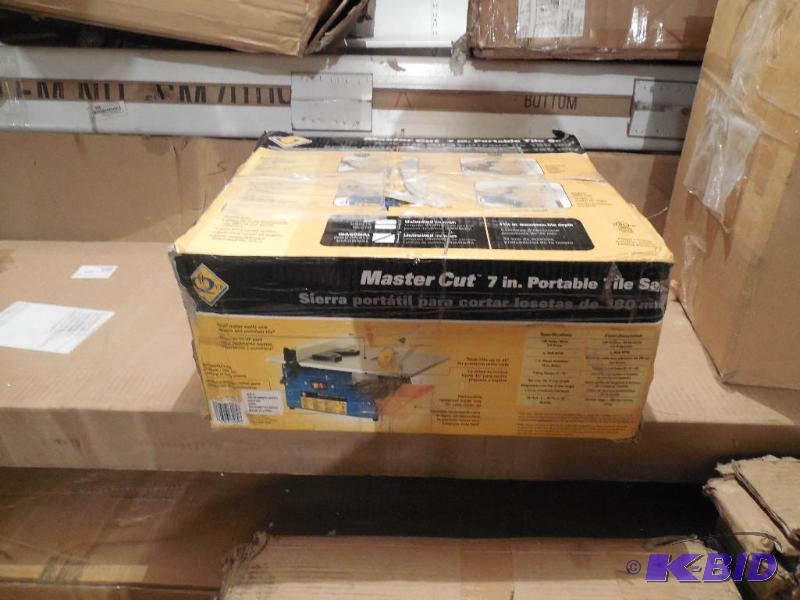 lot 13 image: 7 Mastercut Wet Tile Saw