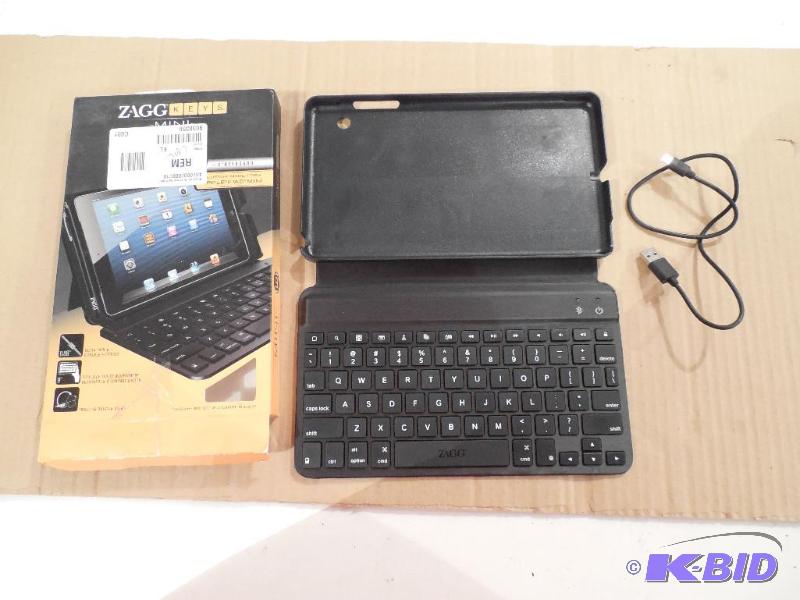 lot 27 image: Ipad Mini 9 Keyboard Zagg Keys