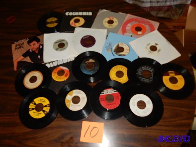 lot 10 image: 45 Records..
