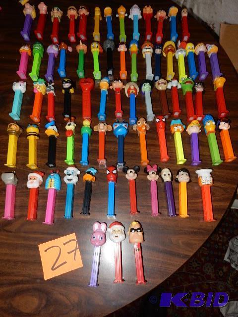 lot 27 image: 70  Pez Dispensers
