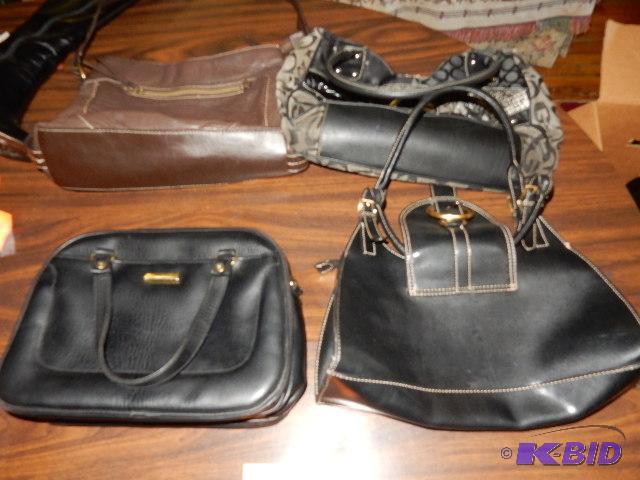 lot 43 image: 4 Designer type Purses