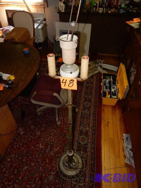 lot 48 image: Cast Iron Decorative Pole Lamp