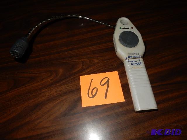 lot 69 image: SENSIT TKX Combustible Gas Leak detector