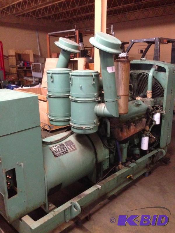 Kato 150kw generator with Detroit Diesel v8 m...