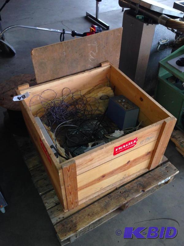 Pallet lot including electrical unit and 2 sp...