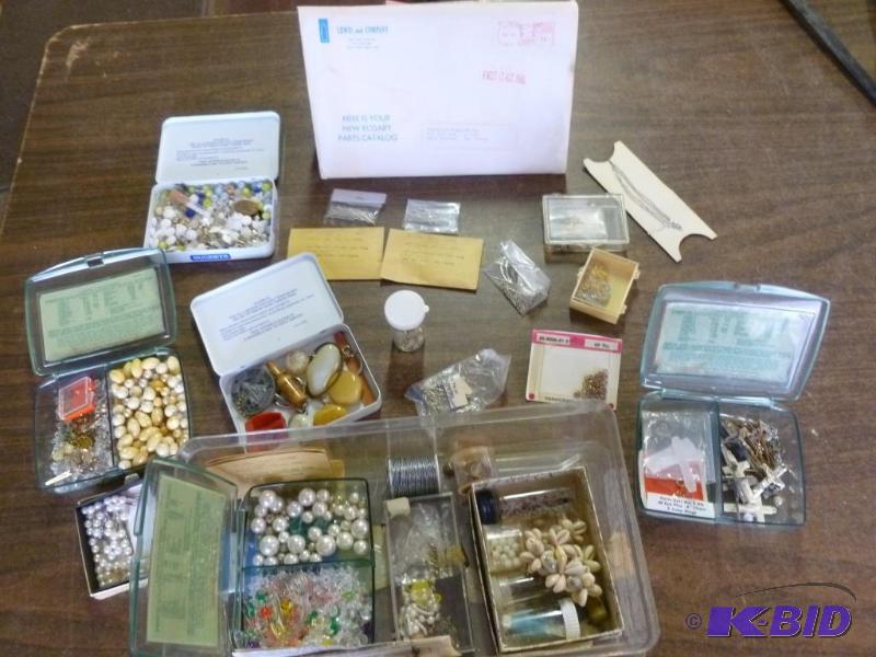 lot 102 image: Large lot of Rosary making items, includes so...