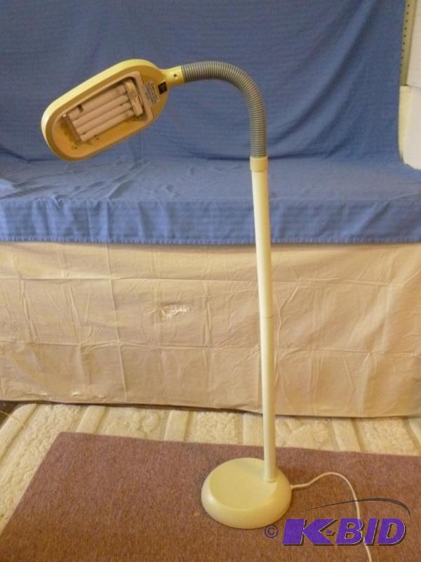 lot 139 image: Large Portable Luminaire adjustable lamp, goo...