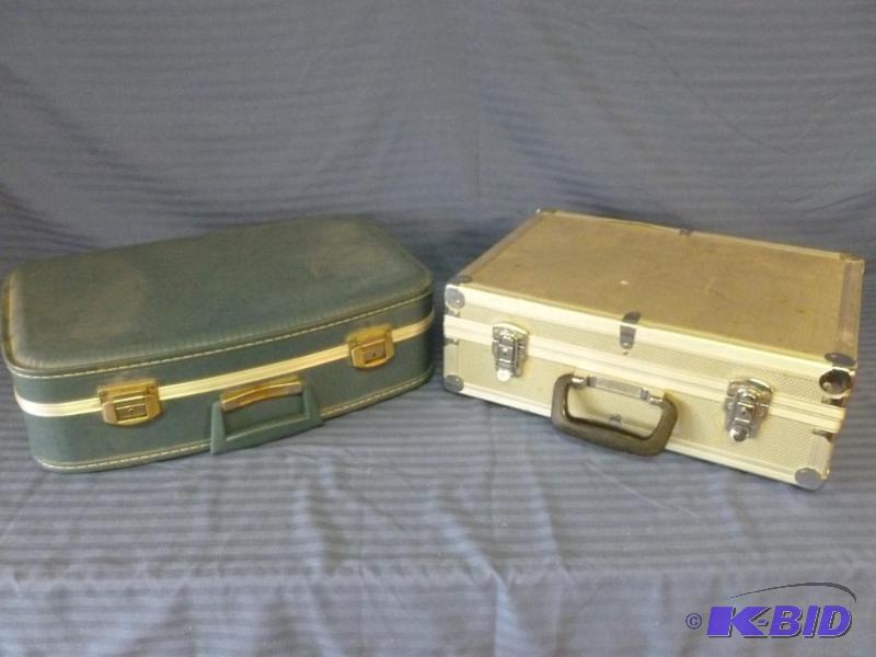lot 144 image: Metal shelled suitcase and a vintage suitcase...